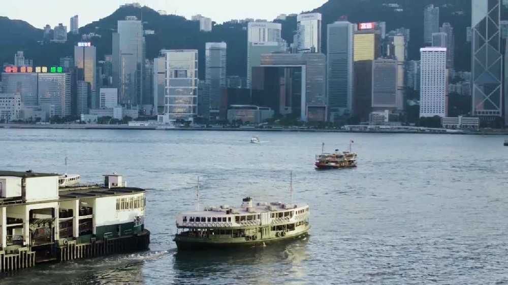 维港上不变的经典 ── 天星小轮
